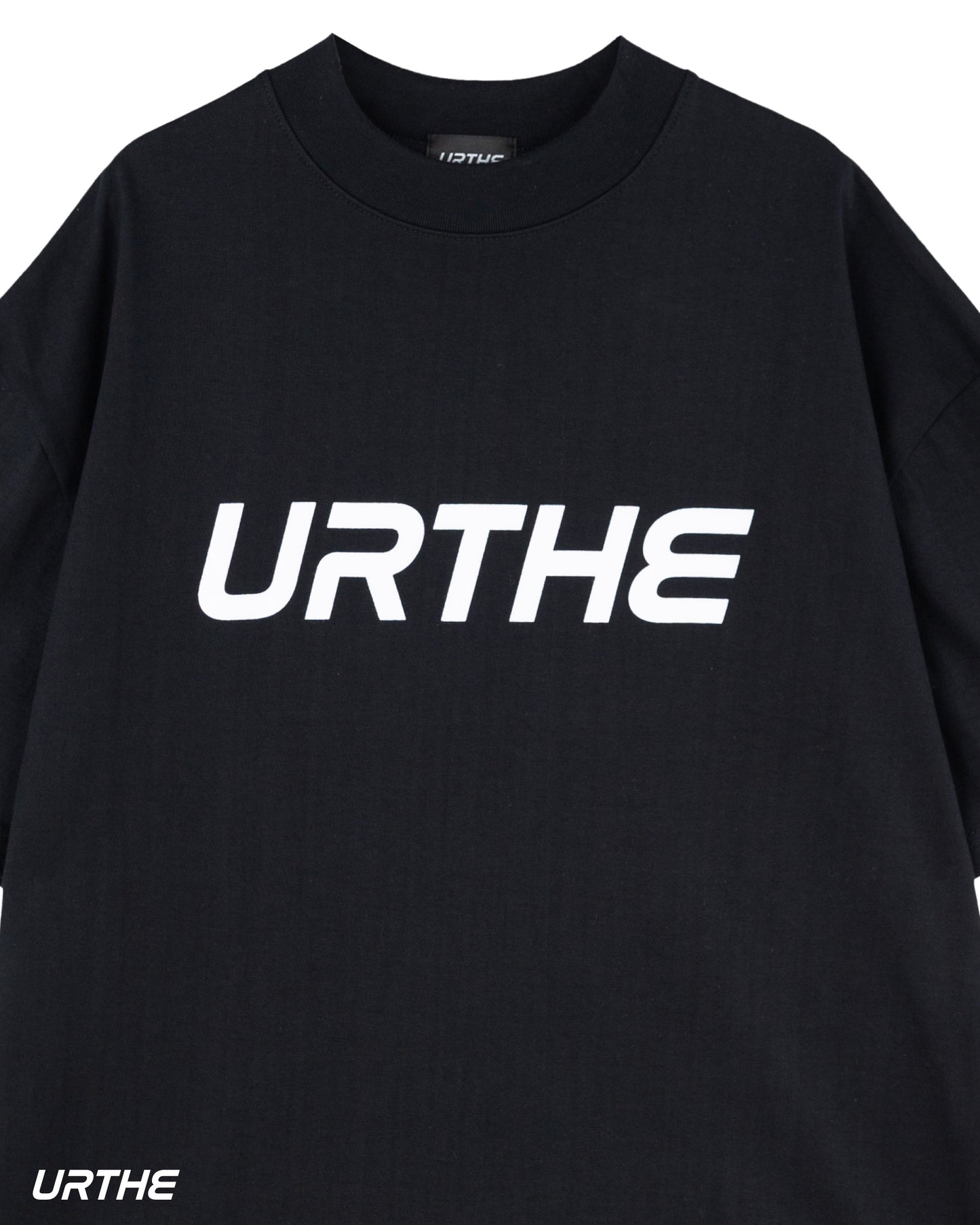 URTHE - เสื้อยืด เเขนสั้น สกรีนลาย รุ่น HIGH NECK
