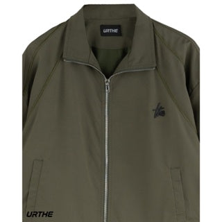 URTHE - เสื้อแจ็คเก็ตครอป ผ้าร่ม สกรีน 3D โลโก้ รุ่น ZIPUP WIND