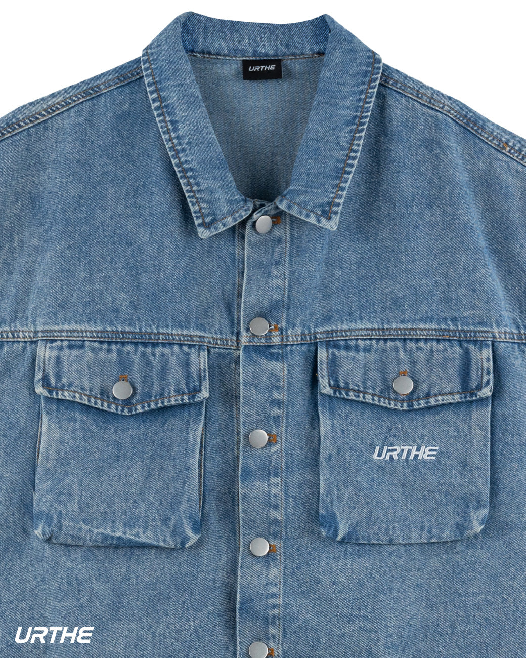 URTHE - เสื้อกั๊กยีนส์ เเขนกุด รุ่น DENIM VEST