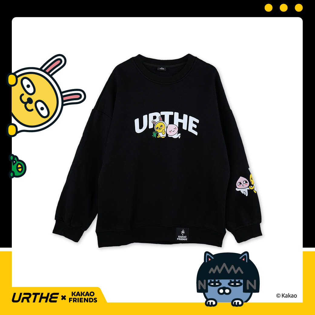 URTHE - เสื้อสเวตเตอร์ แขนยาว สกรีนลาย รุ่น SWEATER CONMUZIAPEACH Col. URTHE x KAKAO FRIENDS