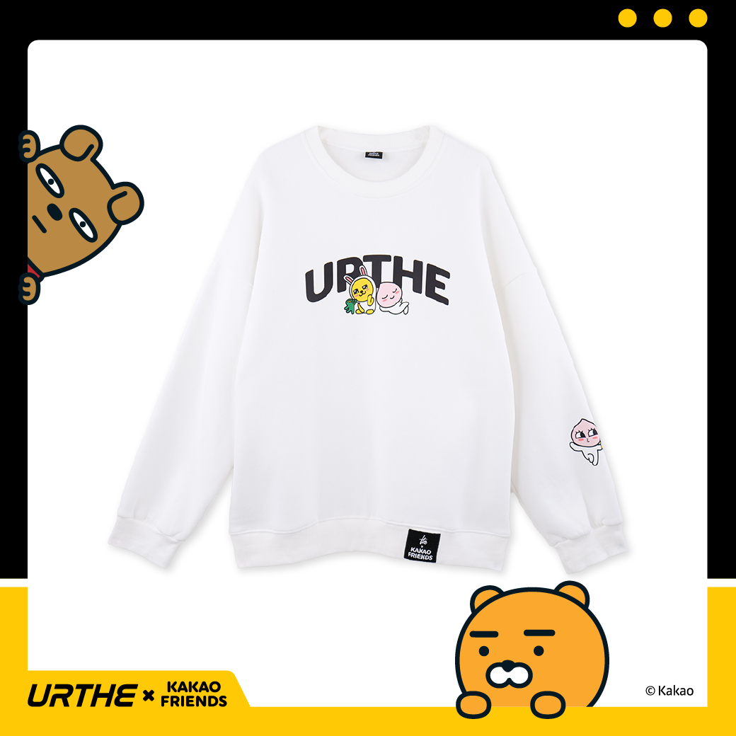 URTHE - เสื้อสเวตเตอร์ แขนยาว สกรีนลาย รุ่น SWEATER CONMUZIAPEACH Col. URTHE x KAKAO FRIENDS