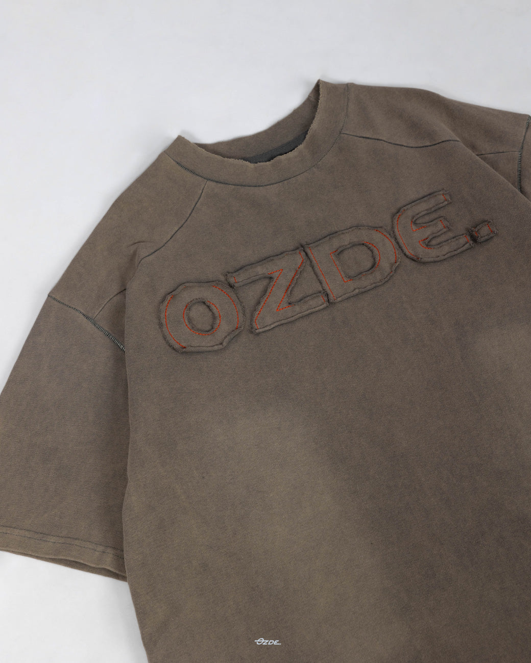 OZDE. - เสื้อยืด เเขนสั้น ผ้าฟอก รุ่น OZDE