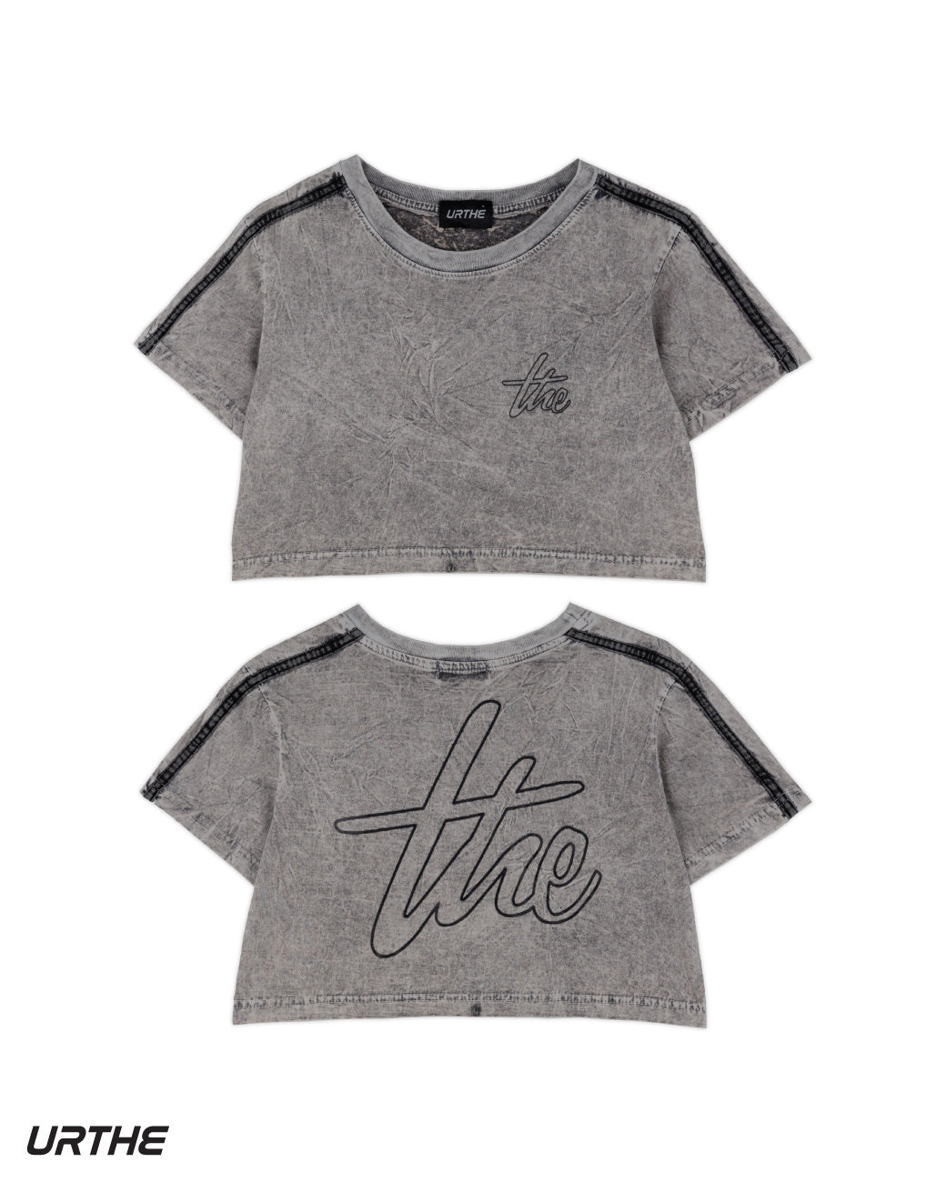 URTHE - เสื้อครอป ผ้าฟอก สกรีนลาย รุ่น SOFT ACID CROP