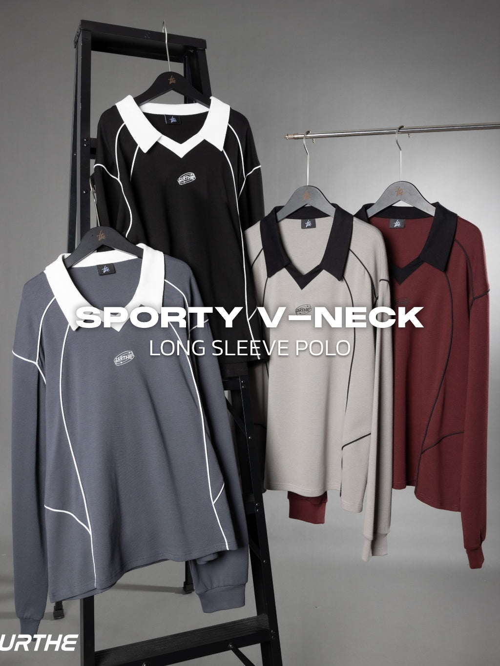 URTHE - เสื้อโปโล สกรีนลาย 3D รุ่น SPORTY V-NECK POLO