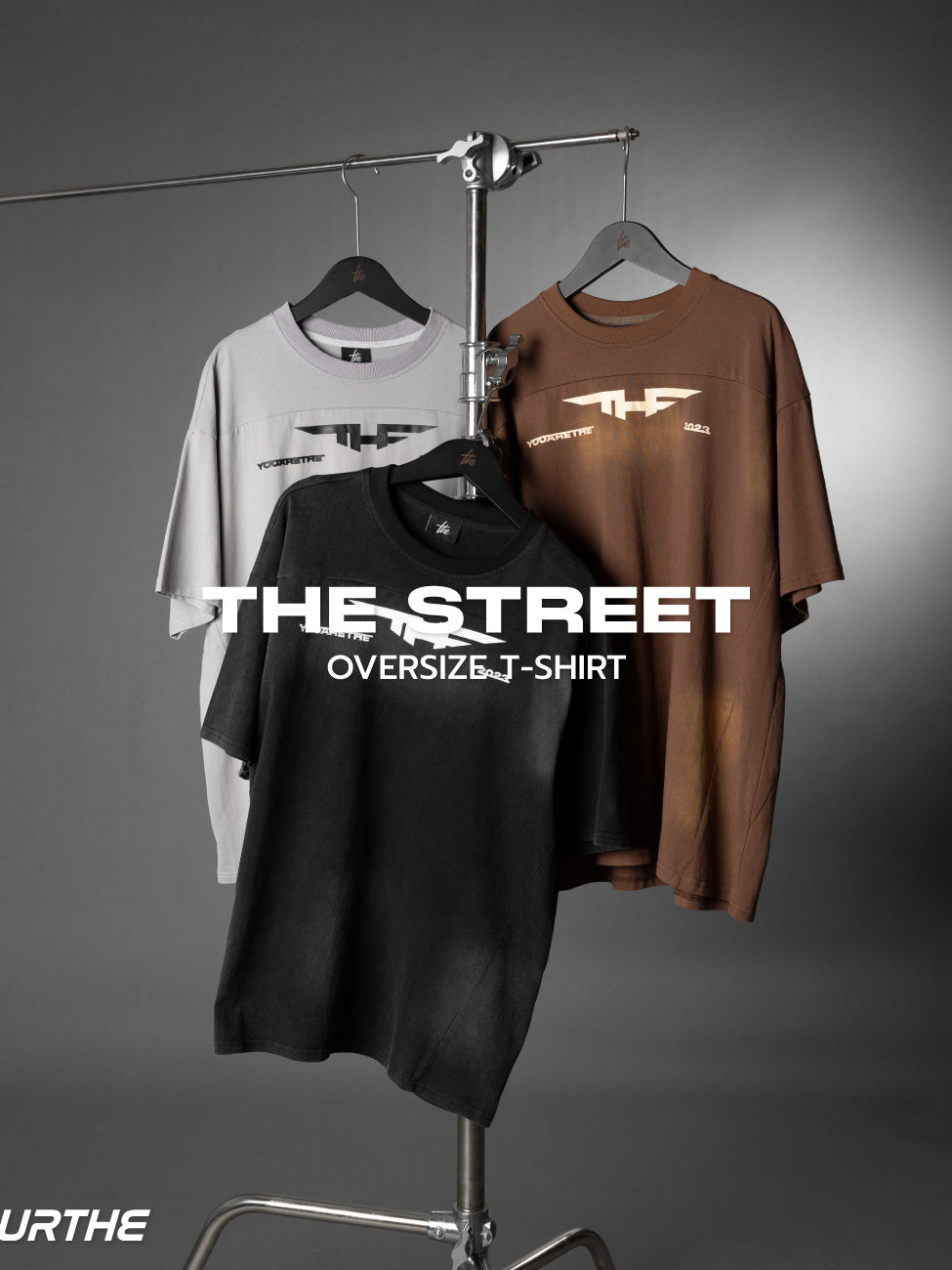 URTHE - เสื้อยืด แขนสั้น สกรีนลาย OVERSIZE รุ่น THE STREET