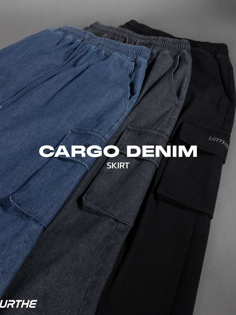 URTHE - กระโปรงยีนส์ยาว คาร์โก้ เอวยืด รุ่น CARGO SKIRT DENIM