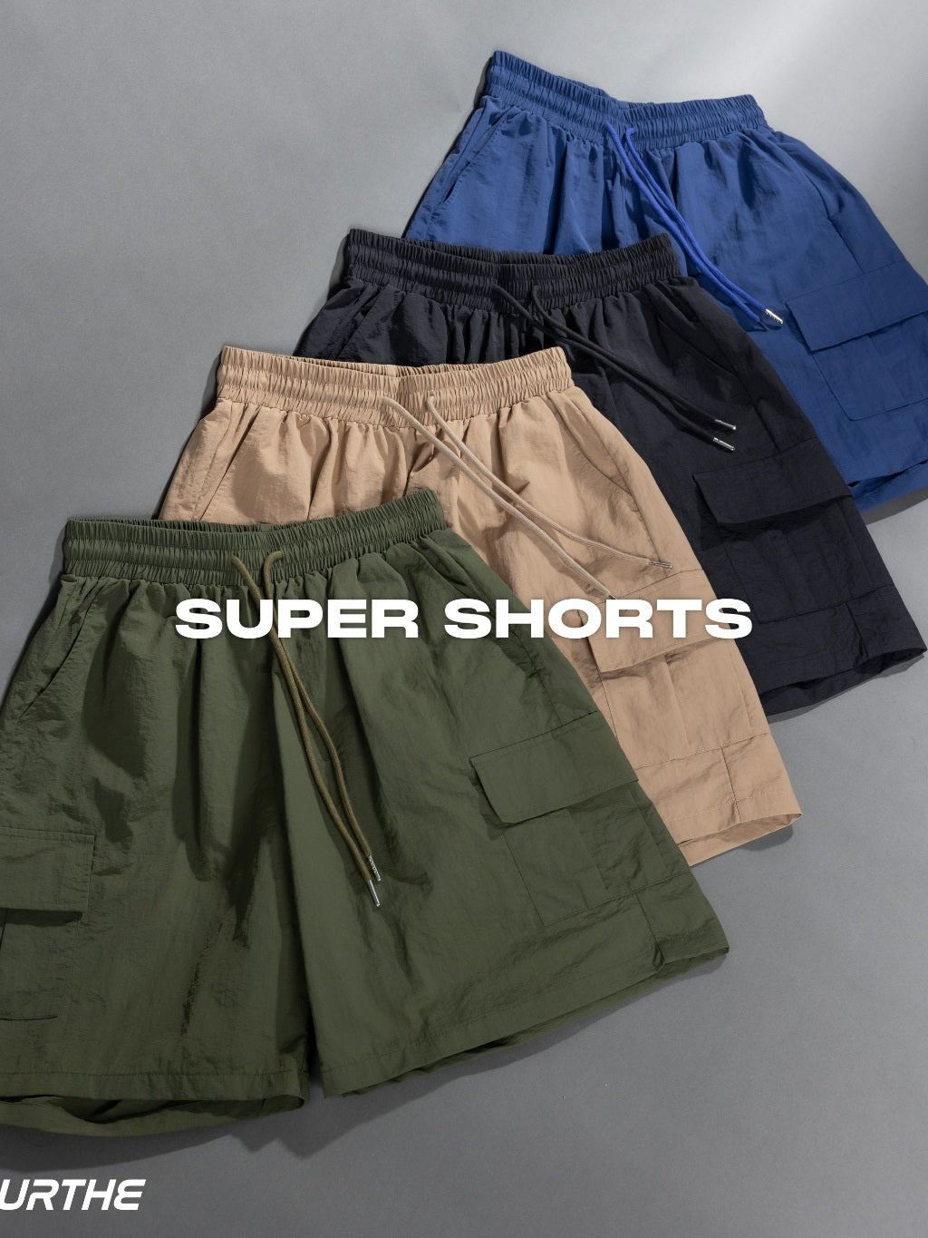 URTHE - กางเกงขาสั้น เอวยืด ปักโลโก้ รุ่น SUPER SHORTS