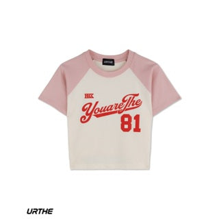 URTHE - เสื้อยืดครอป ทูโทน สกรีนลาย รุ่น THE 81