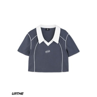 URTHE - เสื้อโปโล สกรีนลาย 3D รุ่น SPORTY V-NECK POLO